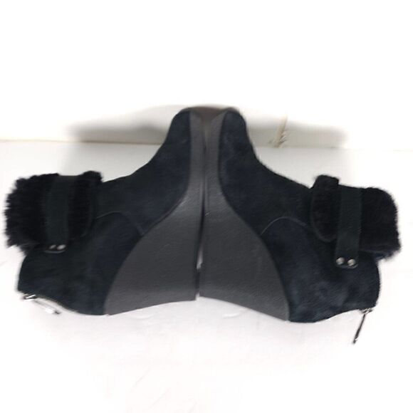 UGG Women's Antonia US 7 Black Suede Fur Cuffed Wedge Ankle Boots Booties - Picture 11 of 11